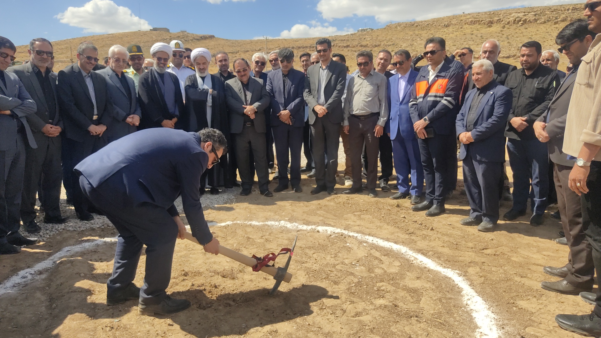آیین کلنگ زنی تیرپارک بین المللی جاده ابریشم کسرا