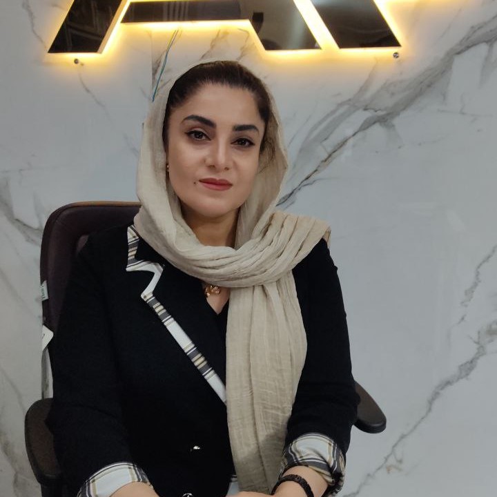 مریم رستمی زاده